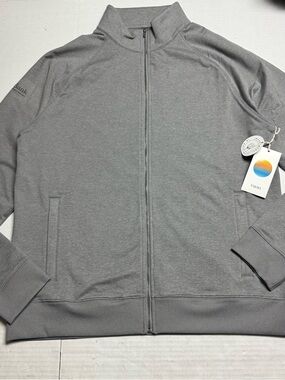 VUORI Coronado Hoodie in Driftwood Heather. SoftBank Investment Advisers Size: L